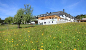 Гостиница Landhotel Haagerhof  Айген